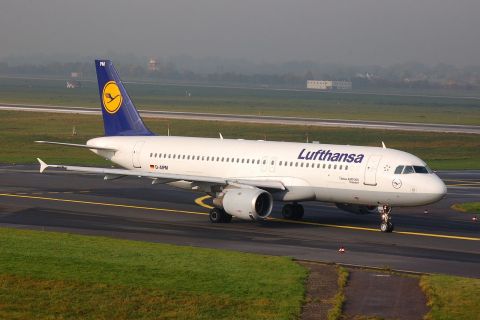 D-AIPM - A320-211 - Lufthansa - DUS - 03-11-2006