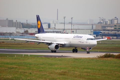 D-AIRS - A321-131 - Lufthansa - CNG - 31-10-2006
