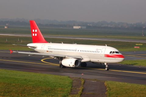 D-APAD - A319-132(LR) - PrivatAir - DUS - 03-11-2006