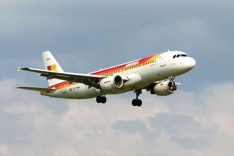 EC-HHA - A320-214 - Iberia - BRU - 18-06-2006