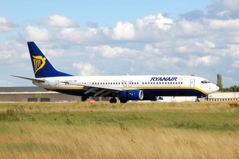 EI-CST - 737-8AS - Ryanair - CRL - 01-08-2006