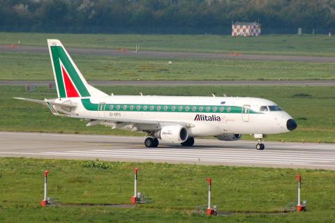 EI-DFG - ERJ-170LR (ERJ-170-100 LR)  - Alitalia Express - DUS - 14-10-2006