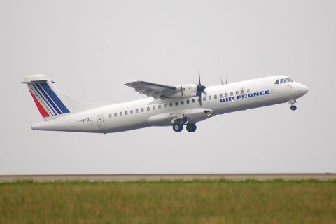 F-GPOC - ATR 72-202 - Air France - CDG - 17-09-2006