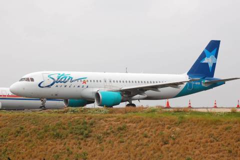 F-GRSD - A320-214 - Star Airlines - CDG - 17-09-2006