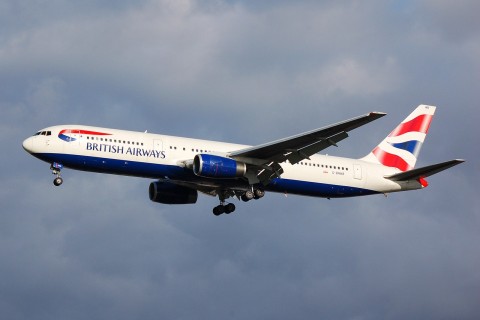 G-BNWB - 767-336(ER) - British Airways - LHR - 13-11-2006
