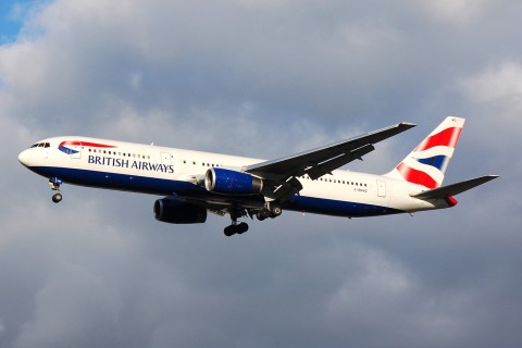 G-BNWD - 767-336(ER) - British Airways - LHR - 13-11-2006