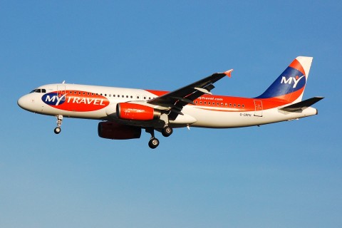 G-CRPH - A320-231 - MyTravel Airways - LGW - 10-12-2006