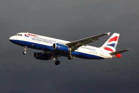 G-EUUM - A320-232 - British Airways - LHR - 13-11-2006