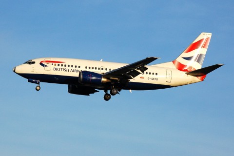 G-GFFD - 737-59D - British Airways - LGW - 10-12-2006