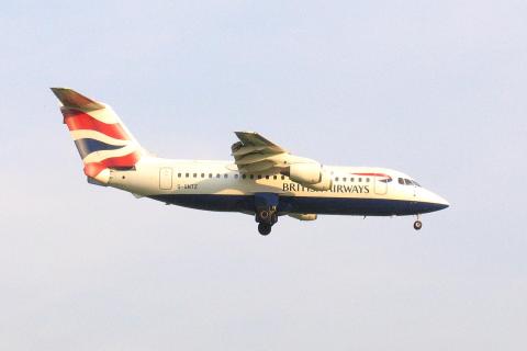 G-GNTZ - BAe 146-200 - BA Connect - BRU - 09-06-2006