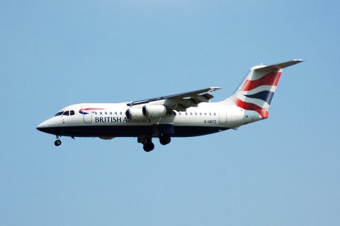G-GNTZ - BAe 146-200 - BA Connect - BRU - 29-06-2006