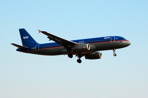 G-MIDS - A320-232 - bmi British Midland - BRU - 13-07-2006