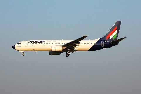 HA-LOU - 737-8Q8 - Malev Hungarian Airlines - BRU - 29-06-2006