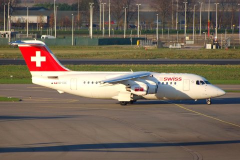HB-IXK - RJ85 - Swiss - AMS - 27-11-2006