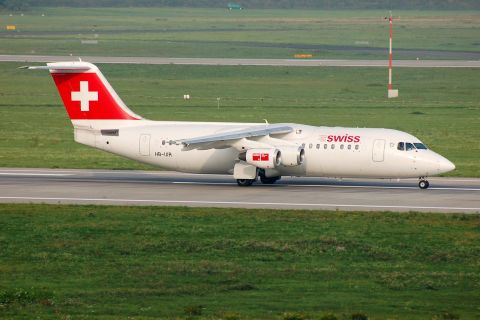 HB-IXR - RJ100 - Swiss - DUS - 14-10-2006