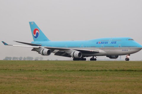 HL7493 - 747-4B5 - Korean Air Lines - CDG - 17-09-2006