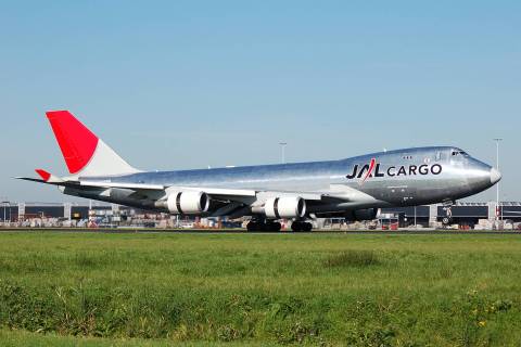 JA401J - 747-446F - Japan Airlines - AMS - 10-09-2006c