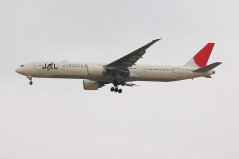JA734J - 777-346(ER) - Japan Airlines - CDG - 17-09-2006