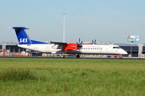 LN-RDJ - DHC-8-402 - SAS Scandinavian Airlines - AMS - 10-09-2006