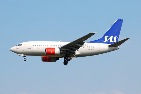LN-RPW - 737-683 - SAS Scandinavian Airlines - BRU - 29-06-2006