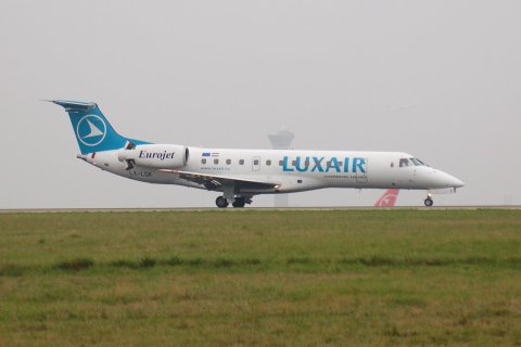 LX-LGK - ERJ-135LR - Luxair - CDG - 17-09-2006