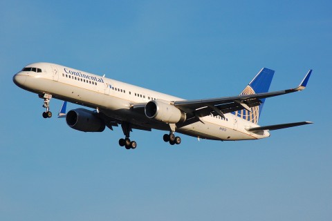 N18112 - 757-224(WL) - Continental Air Lines - LGW - 10-12-2006