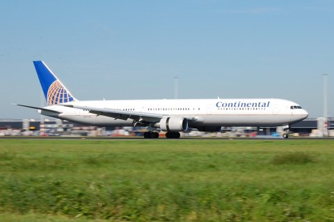 N67052 - 767-424(ER) - Continental Air Lines - AMS - 10-09-2006