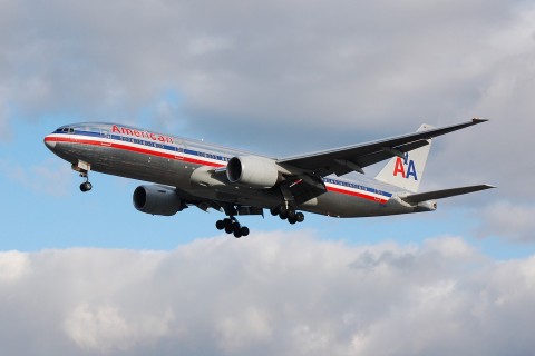N757AN - 777-223(ER) - American Airlines - LHR - 13-11-2006