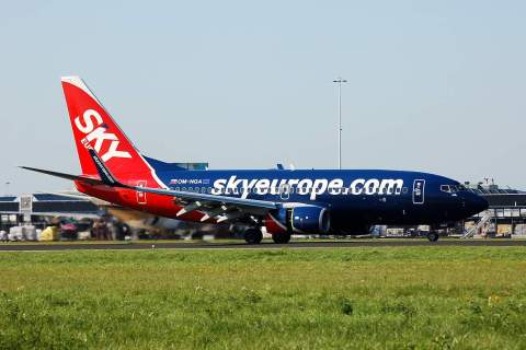 OM-NGA - 737-76N(WL) - SkyEurope Airlines - AMS - 10-09-2006