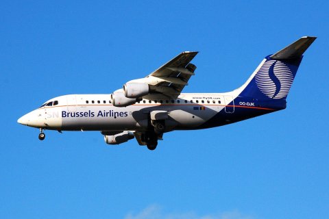 OO-DJK - RJ85 - SN Brussels Airlines - BRU - 26-11-2006