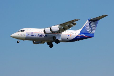OO-DJP - RJ85 - SN Brussels Airlines - BRU - 29-06-2006