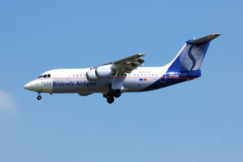 OO-DJQ - RJ85 - SN Brussels Airlines - BRU - 29-06-2006