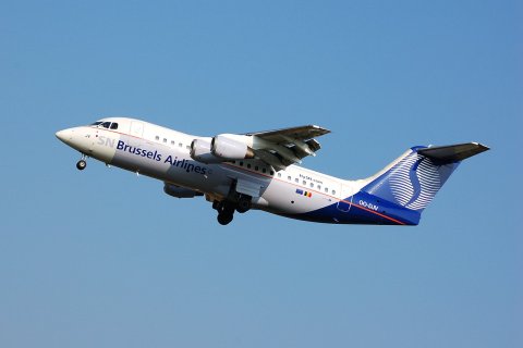 OO-DJV - RJ85 - SN Brussels Airlines - BRU - 29-06-2006
