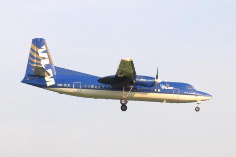OO-VLX - Fokker 50 - VLM - BRU - 09-06-2006