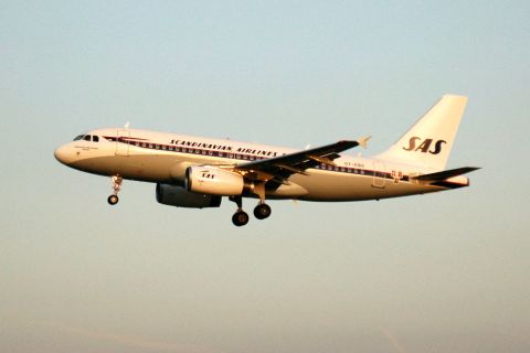 OY-KBO - A319-132 - SAS Scandinavian Airlines - BRU - 06-09-2006