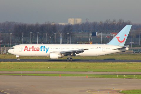 PH-AHX - 767-383(ER) - Arkefly - AMS - 27-11-2006