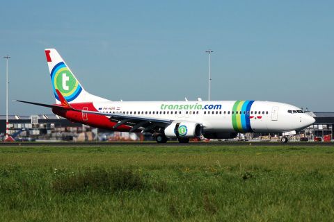 PH-HZR - 737-86N(WL) - Transavia - AMS - 10-09-2006