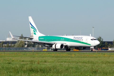 PH-HZW - 737-8K2(WL) - Transavia - AMS - 10-09-2006