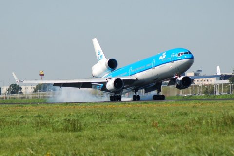 PH-KCG - MD-11- - KLM Royal Dutch Airlines - AMS - 10-09-2006