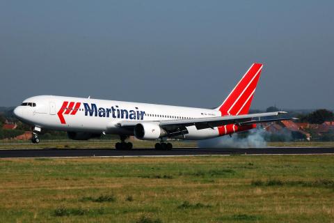 PH-MCI - 767-31A(ER) - Martinair Holland - BRU - 21-09-2006