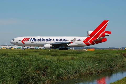 PH-MCS - MD-11CF - Martinair Holland - AMS - 10-09-2006b