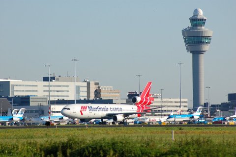 PH-MCU - MD-11F - Martinair Holland - AMS - 10-09-2006b