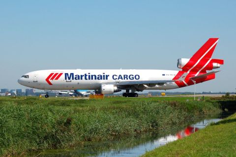 PH-MCW - MD-11F - Martinair Holland - AMS - 10-09-2006c