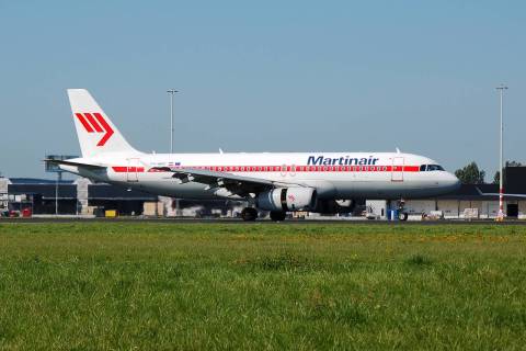PH-MPD - A320-232 - Martinair Holland - AMS - 10-09-2006