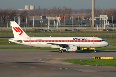 PH-MPF - A320-232 - Martinair Holland - AMS - 27-11-2006