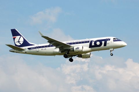 SP-LIA - ERJ-175STD (ERJ-170-200) - LOT _ Polish Airlines - BRU - 18-06-2006