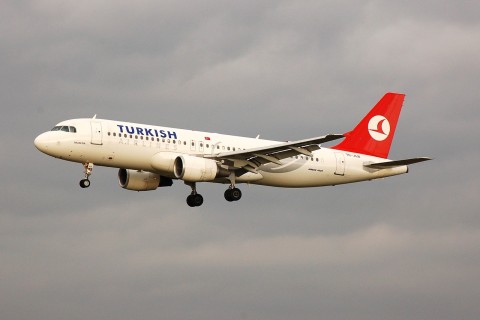 TC-JLB - A320-214 - Turkish Airlines - CGN - 31-10-2006a