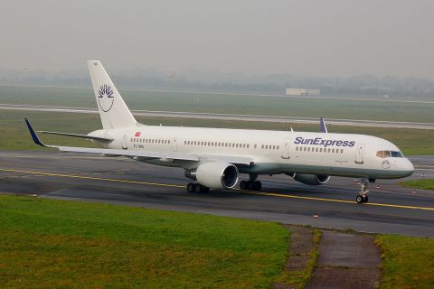 TC-SNC - 757-2Q8(WL) - SunExpress - DUS - 03-11-2006
