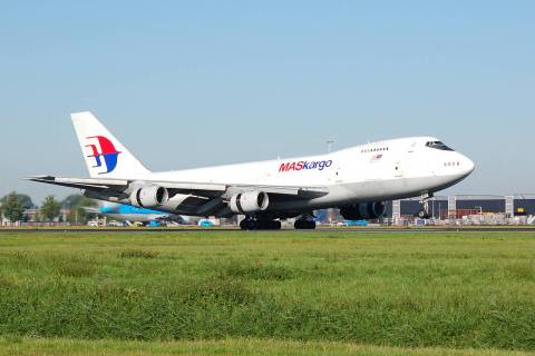 TF-ARJ - 747-236B - Malaysia Airlines - AMS - 10-09-2006