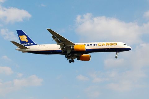 TF-CIO - 757-208F - Icelandair Cargo - BRU - 06-08-2006